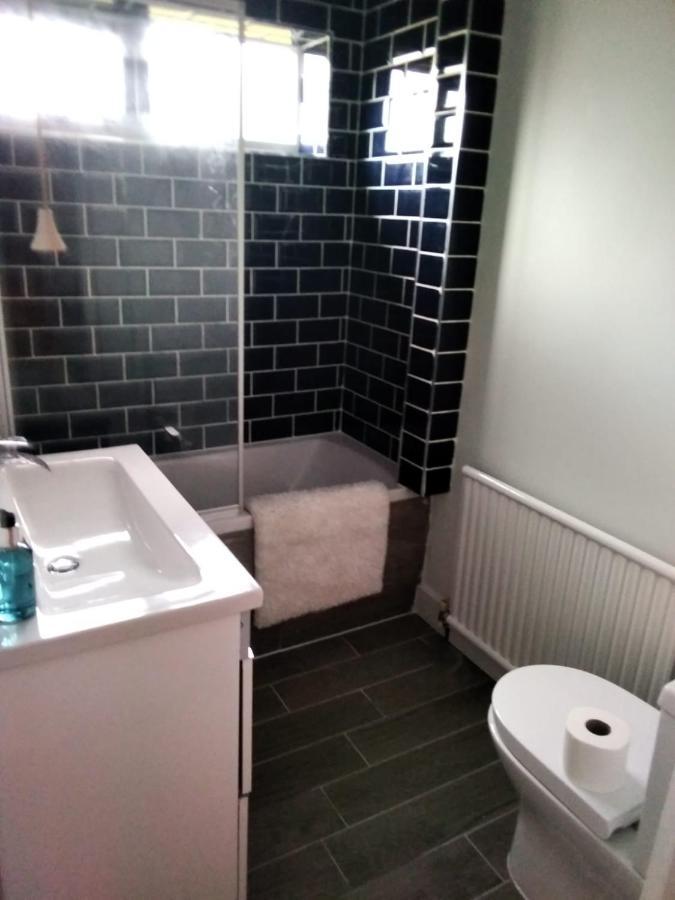 Shore Lodge. 4 Bed Bungalow Only Mtrs From The Beach. Sleeps 8 Sutton-on-Sea Kültér fotó